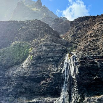 Capt Andy's - Waterfalls - Boat Tours Near Me - Ele'ele, Hawaii