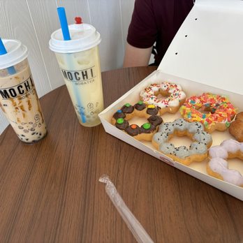 Mochi Donuts And Boba Tea - Mochi doughnuts, bubble tea - Donuts Near Me - Eden Prairie, Minnesota Mochi Donuts And Boba Tea - Mochi doughnuts, bubble tea - Donuts Near Me - Eden Prairie, Minnesota