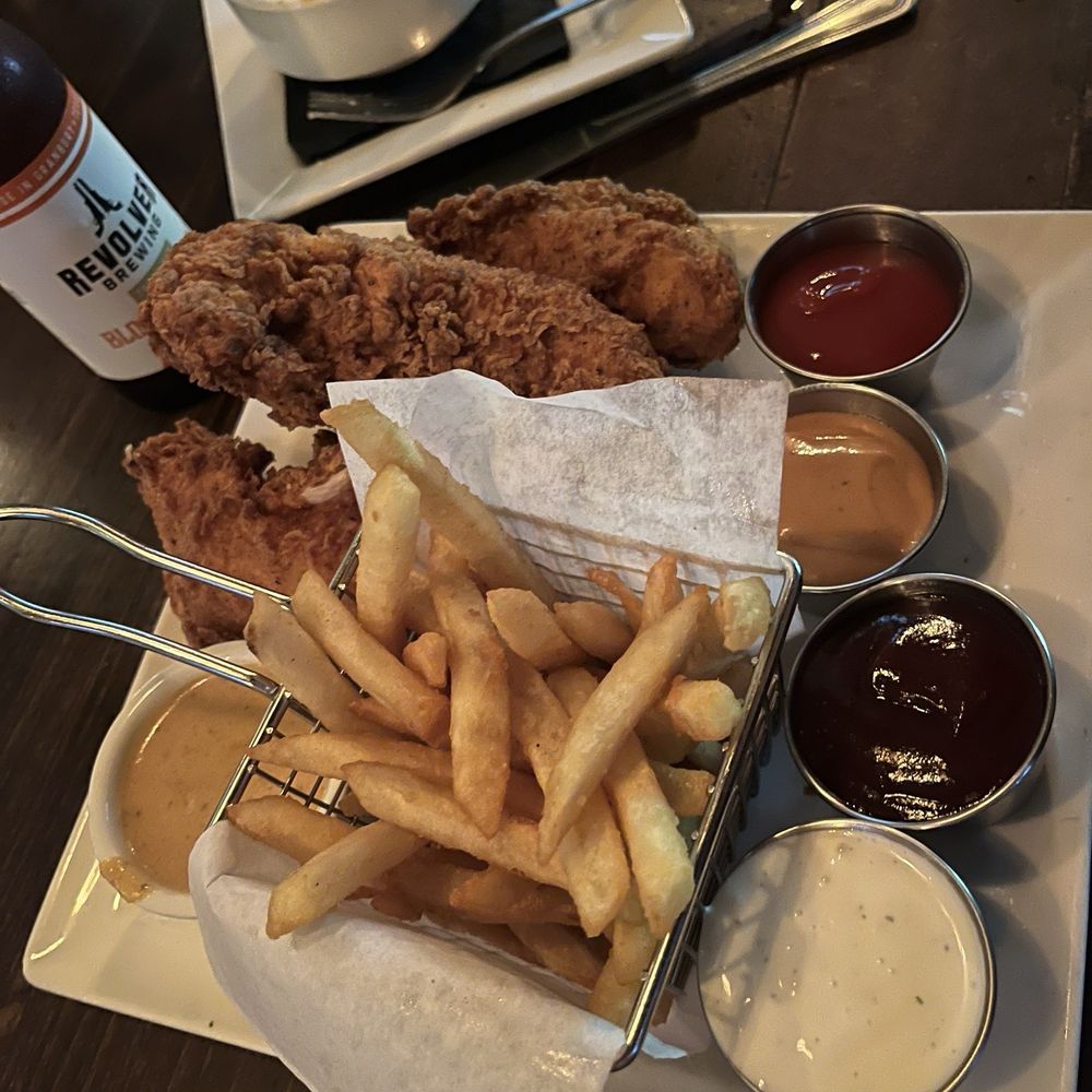 The Standard Pour - Famous chicken tenders - New American Near Me - Dallas, Texas The Standard Pour - Famous chicken tenders - New American Near Me - Dallas, Texas