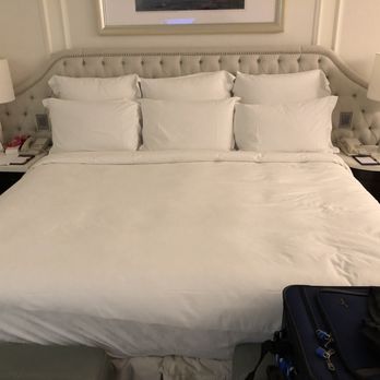 The Langham Sydney - Huge King Bed - Hotels Near Me - Sydney, NSW The Langham Sydney - Huge King Bed - Hotels Near Me - Sydney, NSW