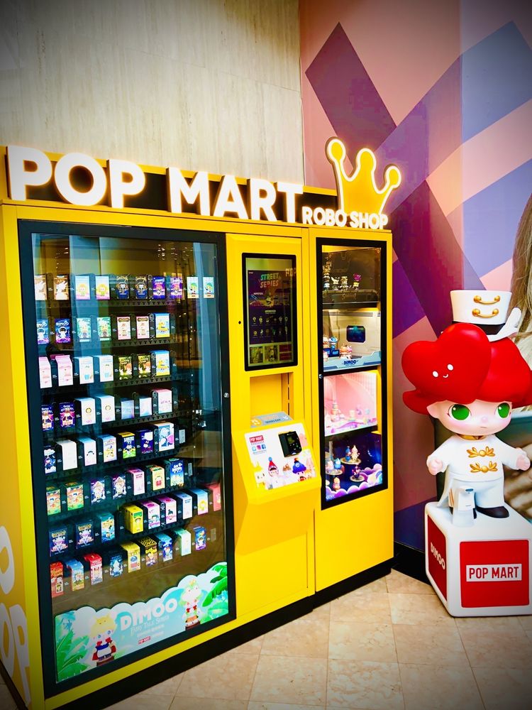 CF RICHMOND CENTRE 126 Photos & 77 Reviews Shopping Centers 6551