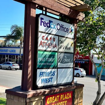 FedEx 店舗サイン FedEx 店舗サイン FedEx Authorized Ship