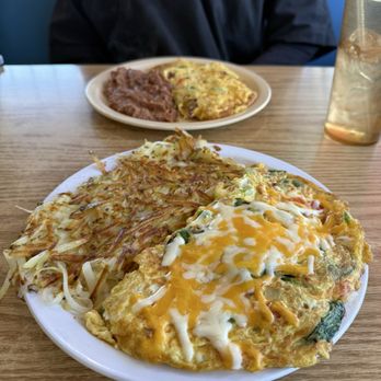 Lisa's Coffee Shop - Breakfast & Brunch Near Me - Covina, California Lisa's Coffee Shop - Breakfast & Brunch Near Me - Covina, California