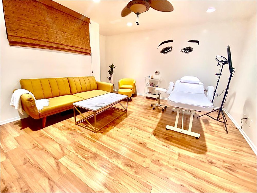 Microblading Beauty Logo