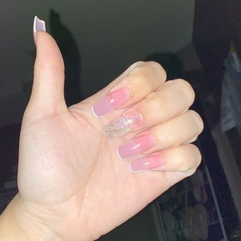 American Nail & Spa - like they don't look nice - Nail Salons Near Me - Fontana, California