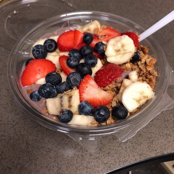 Roxberry Juice - a bowl of fruit and granola - Juice Bars & Smoothies Near Me - Salt Lake City, Utah Roxberry Juice - a bowl of fruit and granola - Juice Bars & Smoothies Near Me - Salt Lake City, Utah
