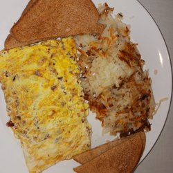Nudy's Cafe - Exton - Bacon, egg and cheese omlette