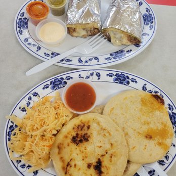 Cielito Lindo - Pupusas and beef burrito - Latin American Near Me - Richmond, Virginia
