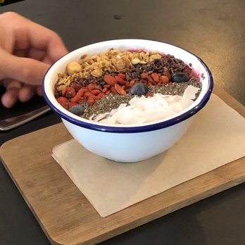 Distrikt Coffee - Cafes Near Me - Berlin, BE