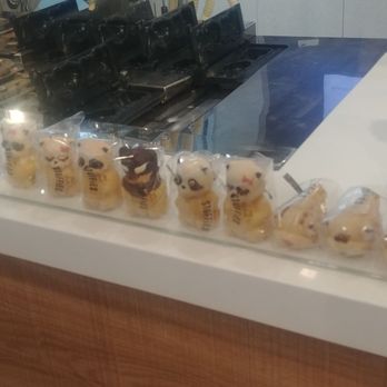 Stuffies Pastries - Patisserie/Cake Shop Near Me - North Vancouver, British Columbia