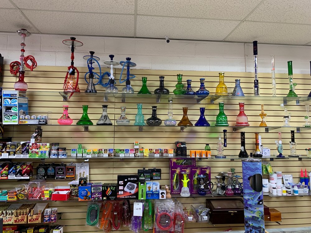 ANGIE’S BEER & SMOKE SHOP Updated September 2024 3563 W Dunlap Ave