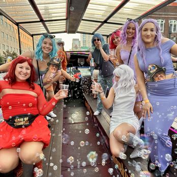 Honky Tonk Party Express - Group Photo! - Bus Tours Near Me - Nashville, Tennessee Honky Tonk Party Express - Group Photo! - Bus Tours Near Me - Nashville, Tennessee
