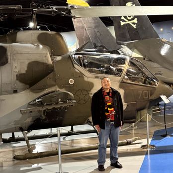 Air Zoo - Me and a US marine helicopter - Museums Near Me - Portage, Michigan Air Zoo - Me and a US marine helicopter - Museums Near Me - Portage, Michigan