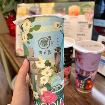 Chun Fun How - a person holding a cup of coffee - Bubble Tea Near Me - Richmond, British Columbia