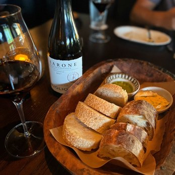 Trattoria Sofia - Bread Basket - Italian Near Me - Houston, Texas Trattoria Sofia - Bread Basket - Italian Near Me - Houston, Texas