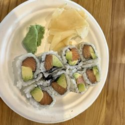 Koi Express Somerset - Salmon Avocado Roll