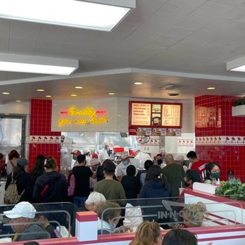 In-N-Out Burger - Inside - Burgers Near Me - Gilroy, California In-N-Out Burger - Inside - Burgers Near Me - Gilroy, California