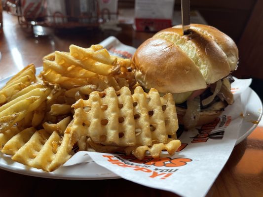 Hooters of Fresh Meadows by null