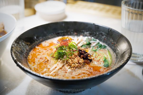 Whisky & Ramen by null