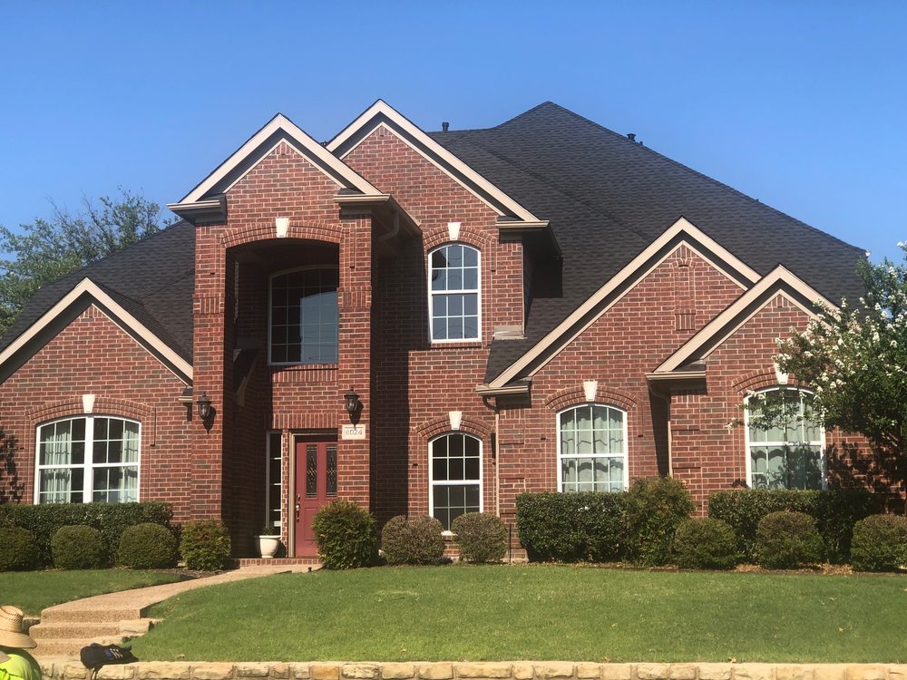 Slide of Canac Roofing & Construction