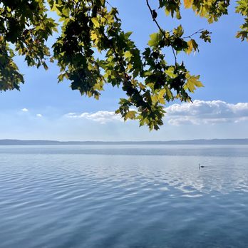 Mia Limo - Plan a different day out of the city  Discover one of the most famous lakes near Rome 

#braccianolake #limoservice #daytrip - Airport Shuttles Near Me