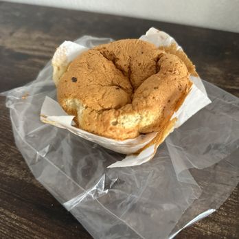 Spongies Cafe - Banana Chocolate Chip Sponge Cake - Cafes Near Me - New York, New York Spongies Cafe - Banana Chocolate Chip Sponge Cake - Cafes Near Me - New York, New York