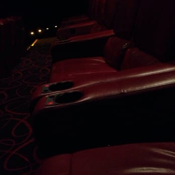 AMC Fresh Meadows 7 - Reclining chairs! - Cinema Near Me - Fresh Meadows, New York
