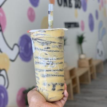 One Zo Boba - Brûlée red bean and matcha with taro, honey and strawberry boba - Bubble Tea Near Me - Ventura, California