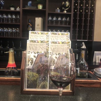 Wiens Cellars - Wine Tasting Room Near Me - Temecula, California