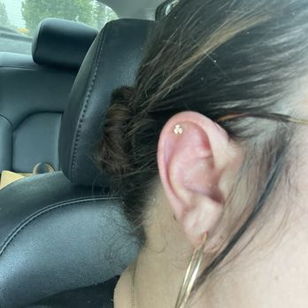 The Piercing Bar - Flat piercing stud - Piercing Near Me - Rancho Cucamonga, California