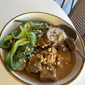 Malaya Eats - Kare-kare - Filipino Near Me - Reno, Nevada Malaya Eats - Kare-kare - Filipino Near Me - Reno, Nevada
