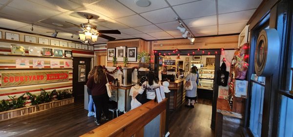 Foxy Loxy Cafe by null