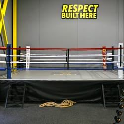 MMA World Academy - MMA WORLD Academy is a certified boxing club. It doesn't matter if you're looking for cardio boxing or to become a profession...
