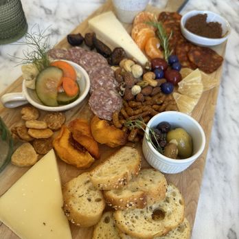Abbot's Passage Winery and Mercantile - Wineries Near Me - Glen Ellen, California