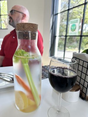 Herand's Kitchen by null