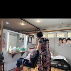 Amarjeet Beauty Parlor 