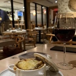 Nomade - French onion soup