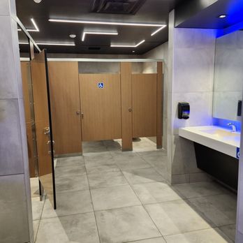 Regal Valencia - Bathroom stalls - Cinema Near Me - Santa Clarita, California Regal Valencia - Bathroom stalls - Cinema Near Me - Santa Clarita, California