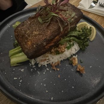 Earls Kitchen + Bar - Oven Roasted Atlantic Salmon - New American Near Me - McLean, Virginia Earls Kitchen + Bar - Oven Roasted Atlantic Salmon - New American Near Me - McLean, Virginia