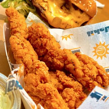 Habit Burger & Grill - Chicken tenders - Burgers Near Me - Ashburn, Virginia