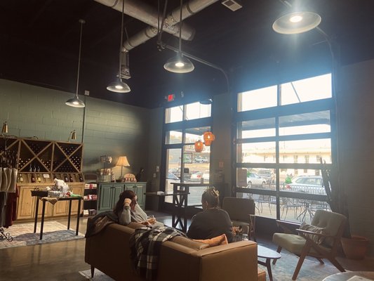 GRINDERS SWITCH WINERY - 10 Photos - 510 N Garden St, Columbia