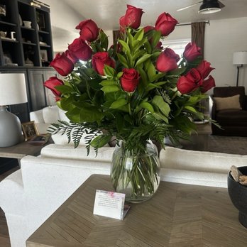 Apple Valley Florist - Wonderful bouquet of Roses for our Anniversary! - Florists Near Me - Apple Valley, California