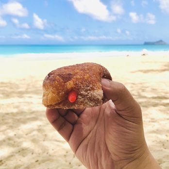 Leonard's Bakery - Guava Malasada and the beach - Bakeries Near Me - Honolulu, Hawaii Leonard's Bakery - Guava Malasada and the beach - Bakeries Near Me - Honolulu, Hawaii