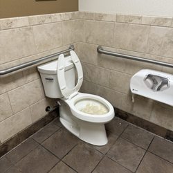 Anytime Fitness - Dirty unkept toilets ALL THE TIME