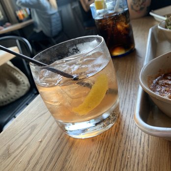 Hudson Taco - OAXACA OLD FASHIONED  Mezcal, Bourbon, Agave, Molé Bitters, Angostura Bitters, Orange Twist - Tacos Near Me - Newburgh, New York