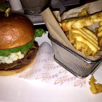 Bella Vista Lounge - Ritz Carlton burger medium rare with blue cheese and waffle fries - Wine Bars Near Me - Naples, Florida Bella Vista Lounge - Ritz Carlton burger medium rare with blue cheese and waffle fries - Wine Bars Near Me - Naples, Florida