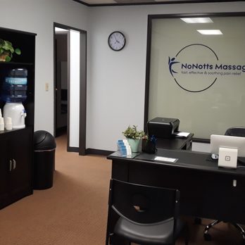 Nonotts Massage - Quiet waiting area - Massage Therapy Near Me - Clackamas, Oregon Nonotts Massage - Quiet waiting area - Massage Therapy Near Me - Clackamas, Oregon
