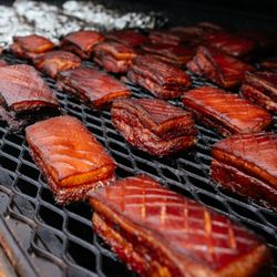 Johnnys Barbeque - Smoked pork belly