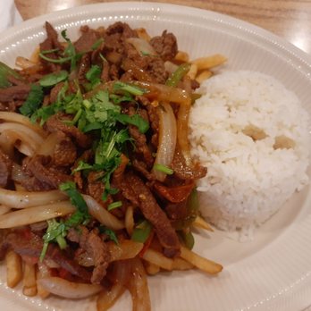 Flamboyant Chicho Cocina - lomo saltado - Latin American Near Me - Stamford, Connecticut Flamboyant Chicho Cocina - lomo saltado - Latin American Near Me - Stamford, Connecticut