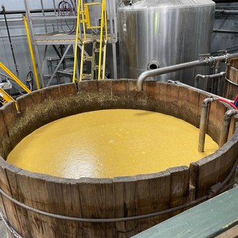 Kentucky Artisan Distillery - Distilleries Near Me - Crestwood, Kentucky